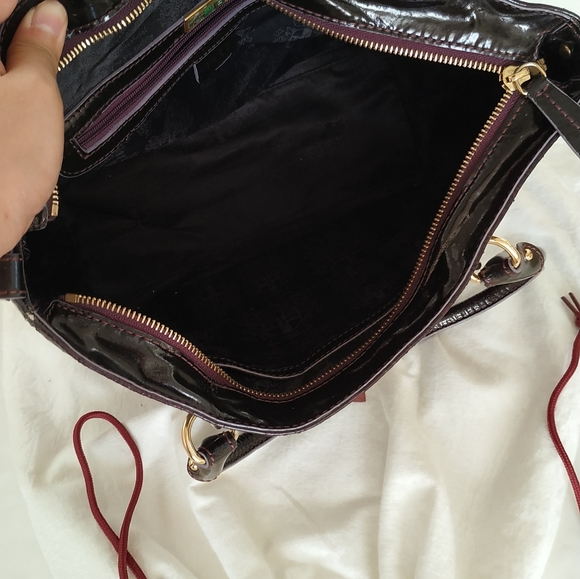 Daks Patent leather Handbag (With Code) - Picture 13 of 16